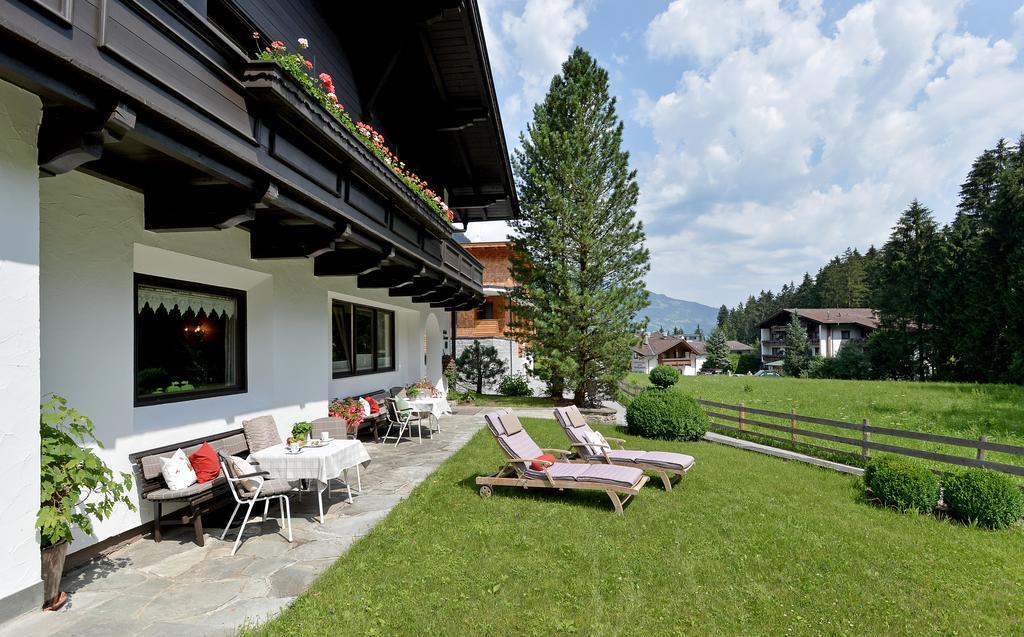 Alpin Hotel Garni Eder - Private Living مايرهوفن المظهر الخارجي الصورة