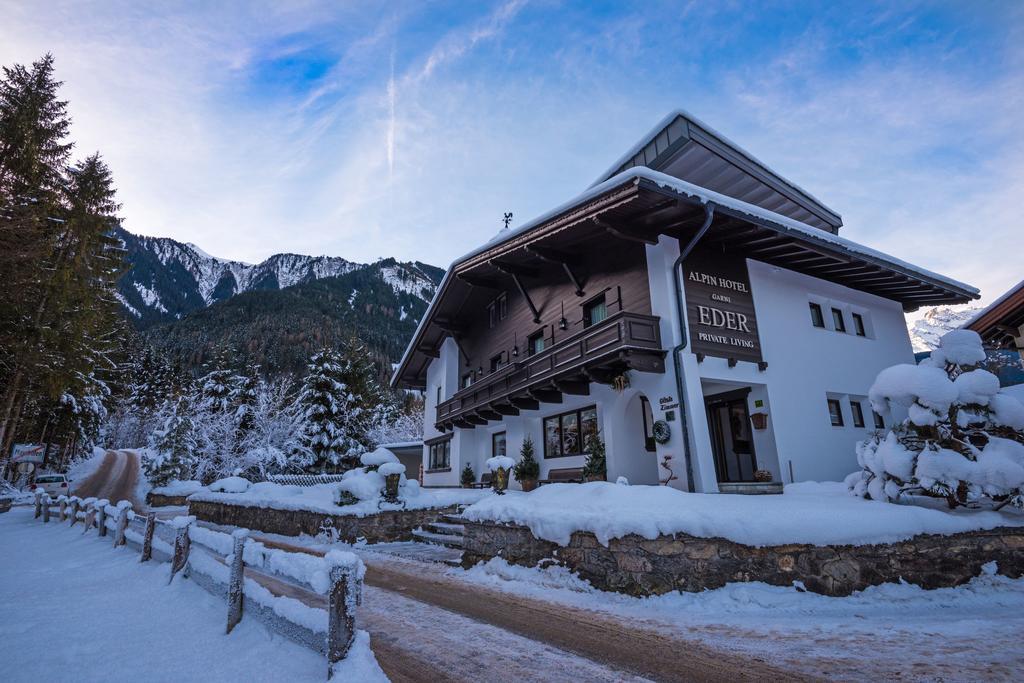 Alpin Hotel Garni Eder - Private Living مايرهوفن المظهر الخارجي الصورة